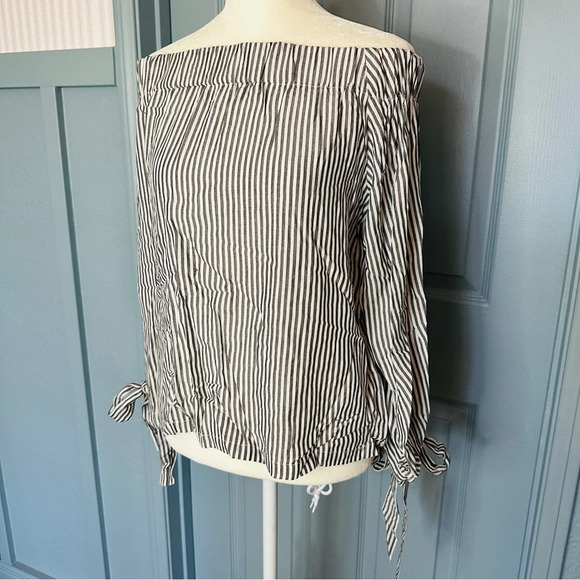 NEW 7 For All Mankind Off the Shoulder Striped Bow Tie Sleeves Blouse - Picture 8 of 9